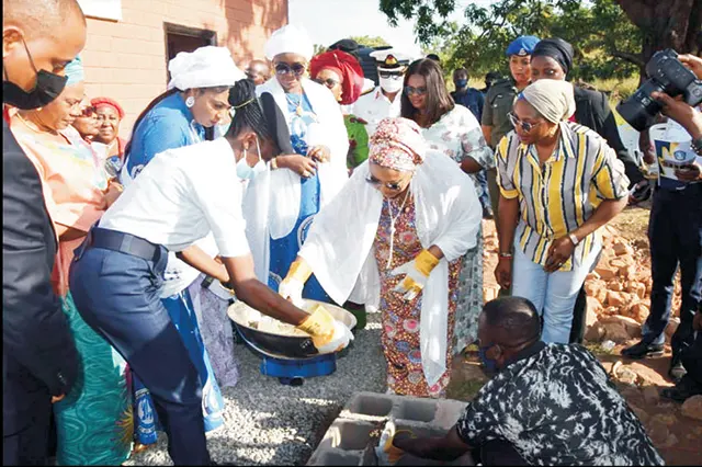 The Former First Lady of Kogi State, Hajiya Rashida Bello laying a foundation for an extension of Hajiya Nana Aishatu Gambo Mall at the Naval Base Banda, Lokoja